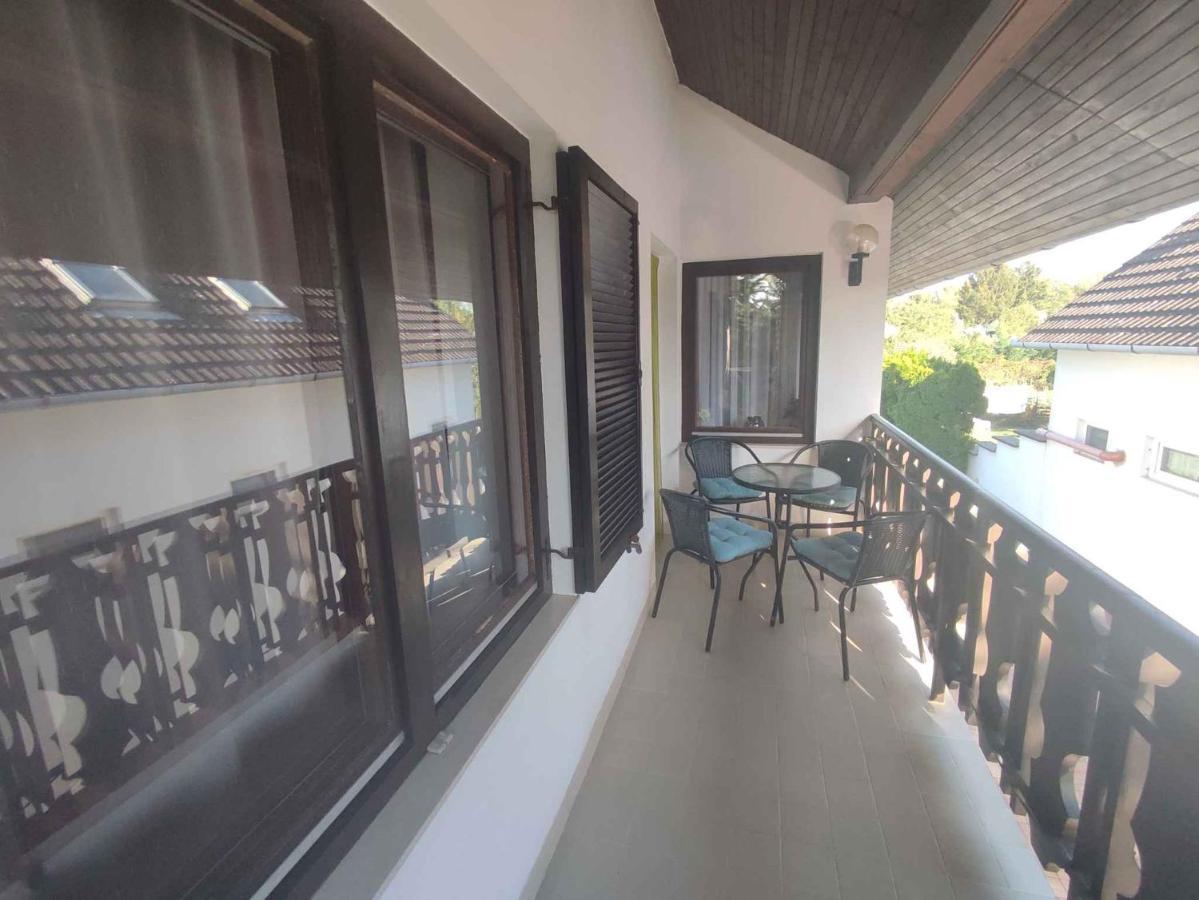Holiday Home In Balatonboglar 45807 Ngoại thất bức ảnh